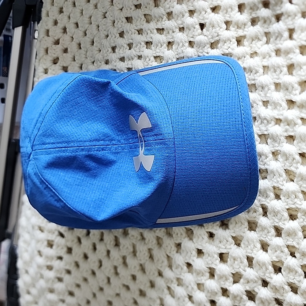 Under Armour hat